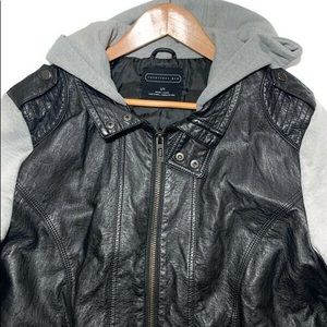 Long sleeve leather jacket